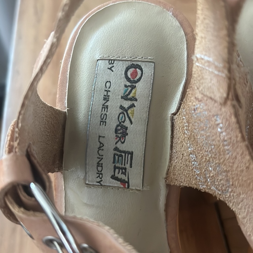 Chinese Laundry sandal size 7 - Picture 7 of 11